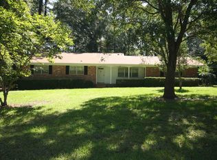 3255 Robinhood Rd, Tallahassee, FL 32312