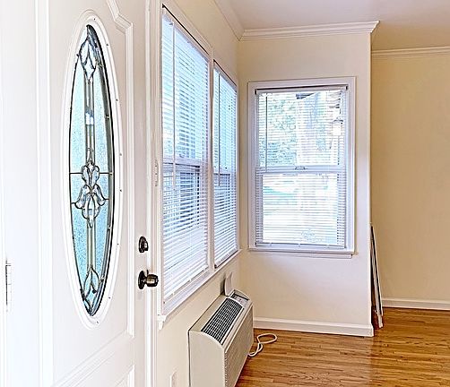 3rd image of 604 E Chevy Chase Dr APT B