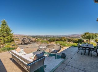 6966 Peacepipe Ct, Reno, NV 89511