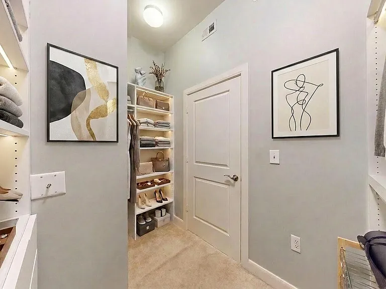 1010 Rosine St #29 — Photo 11