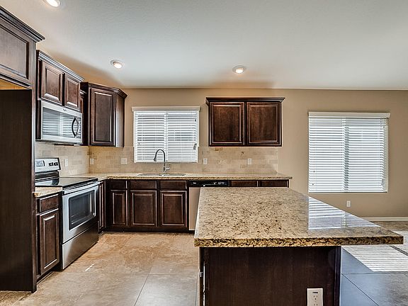 2nd image of 2735 W Sunland Ave