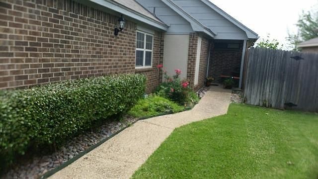 2nd image of 10305 Holly Grove Dr