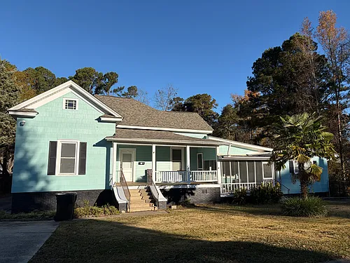 2201 Harper St Photo 1