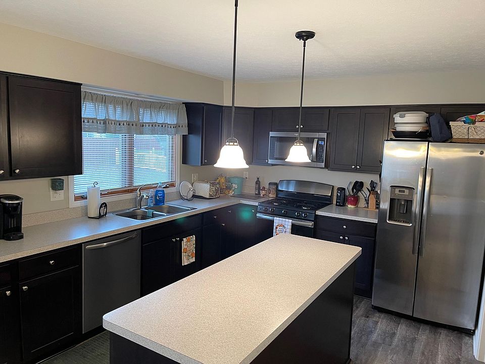 1023 Guilford Blvd, Medina, OH 44256 Zillow