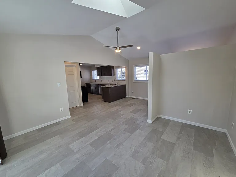 32356 Loomis Dr — Photo 20