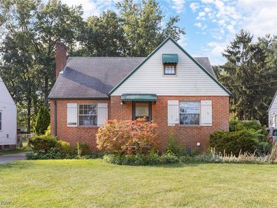 20775 Westway Dr, Rocky River, OH, 44116