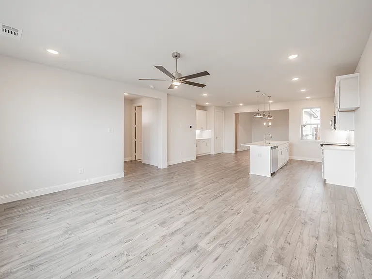 9613 Thorncrown Ln — Photo 11