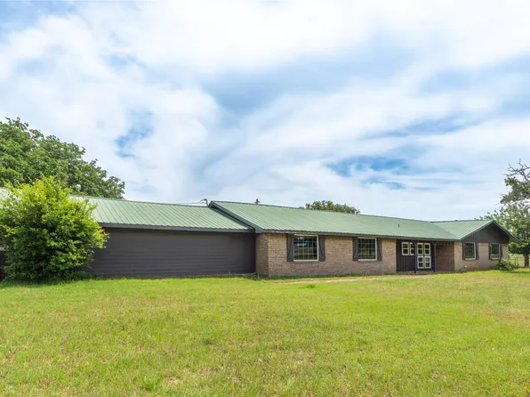 519 Fm 1815, Nocona, TX 76255