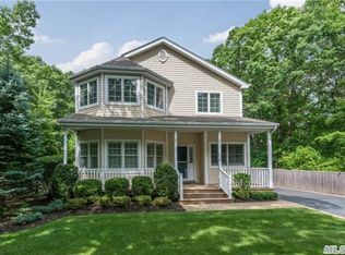 38 Pine St, Port Jefferson Station, NY 11776