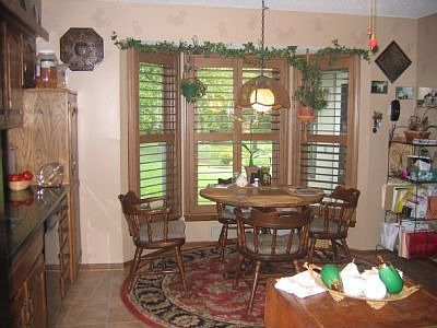 Eat in Area