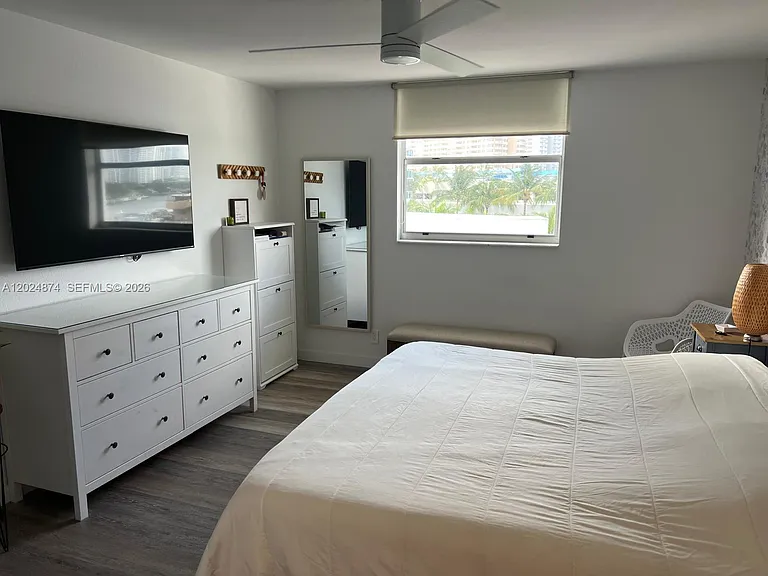 1913 S Ocean Dr #429 — Photo 6