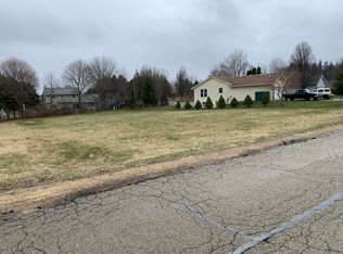 405 Bounty Dr NE, Poplar Grove, IL 61065