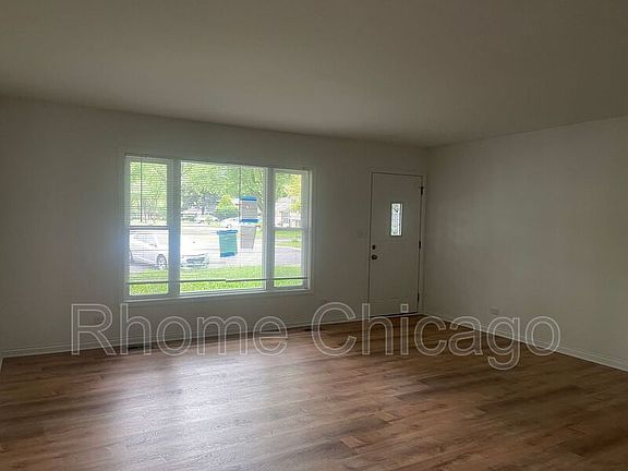 5th image of 7984 Ramsgate Ct