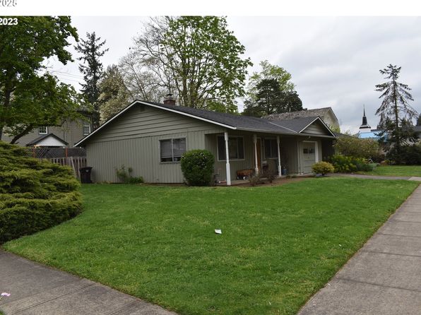 284 NW 4th Ave, Canby, OR 97013