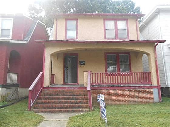 3rd image of 2109 2nd Ave