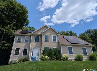 79 High Ledge Circle, Manchester, CT 06040