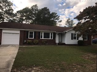 3526 Crampton Rd, Hope Mills, NC 28348