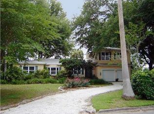 415 Lake Winnemissett Dr, Deland, FL 32724