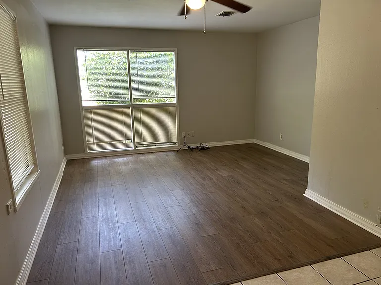 851 Willow Dr — Photo 4