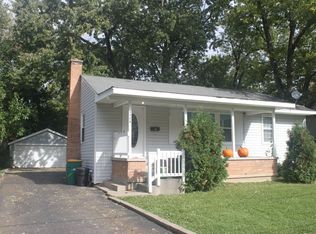 3908 Grove Ave, McHenry, IL 60050