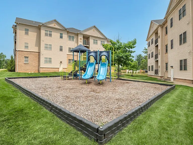 Rochester Village Apartments at Park Place — Photo 21