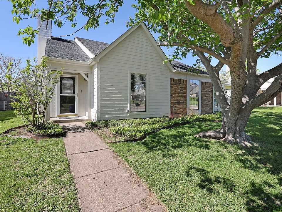 1st image of 833 Denmark Dr