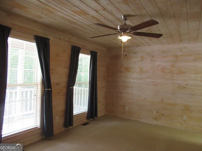 139 Trevor Trl — Photo 26