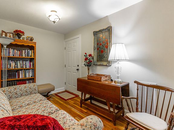 38th image of 10245 Snow Hill Rd