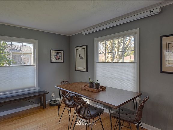 5th image of 1113 North Street SE