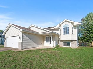 6687 381st St, North Branch, MN 55056