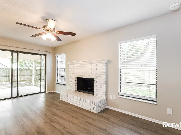 617 Charing Cross Ct — Photo 5