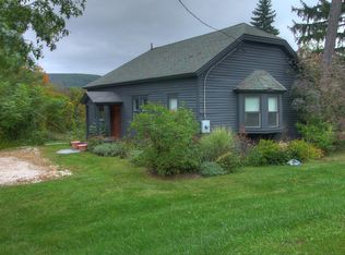 4 Lime Kiln Rd, Lenox, MA 01240