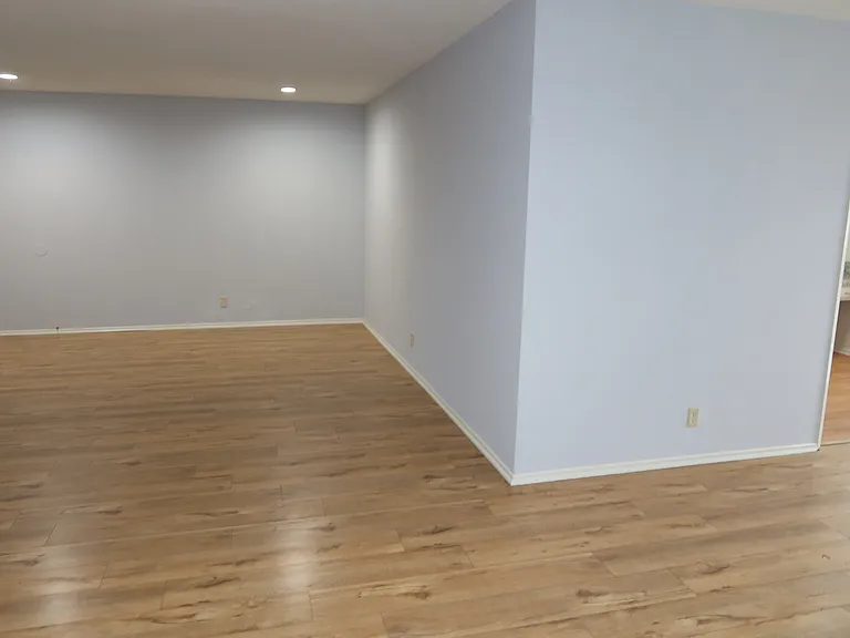 201 N La Peer Dr #104 — Photo 4