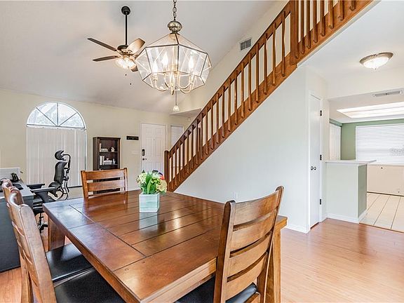 5th image of 5418 Friarsway Dr