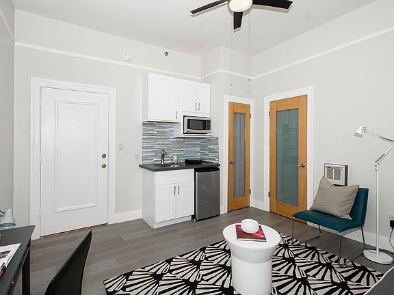 5th image of 2148 Broderick St #6