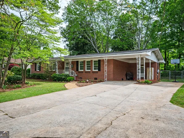 349 Stewart St, Carrollton, GA 30117