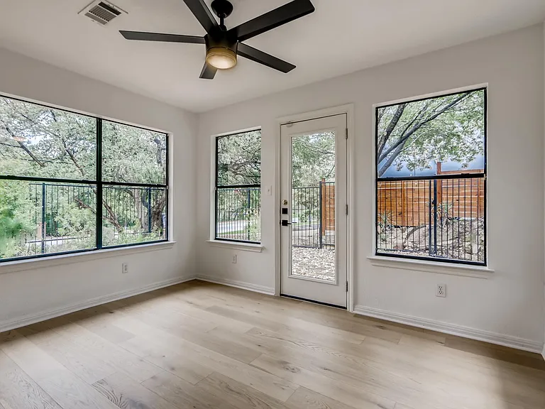 107 Long Wood Ave — Photo 10