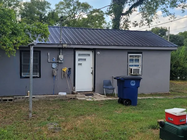 412 Bird St #412A-412B-414B, Shelbyville, TN 37160