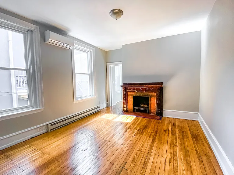 416 S 15th St #2R — Photo 6