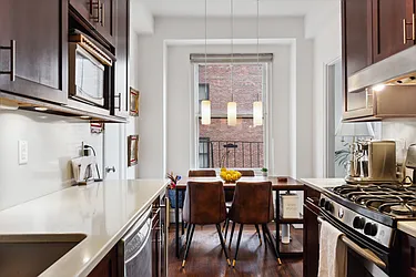 Sold by Liss Real Estate Group LLC