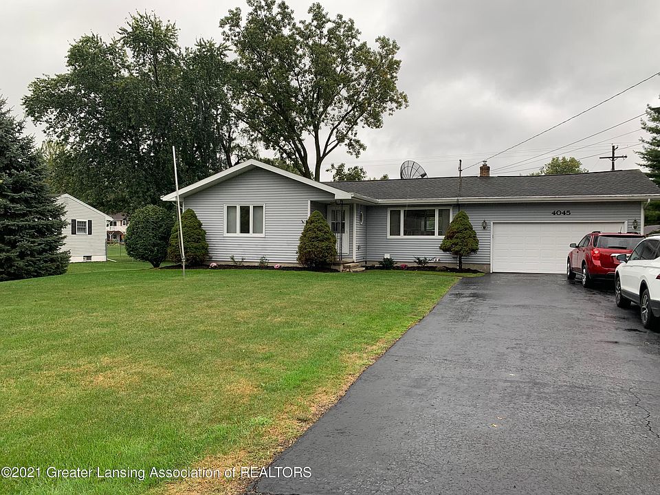 1st image of 4045 S Pine Dell Dr