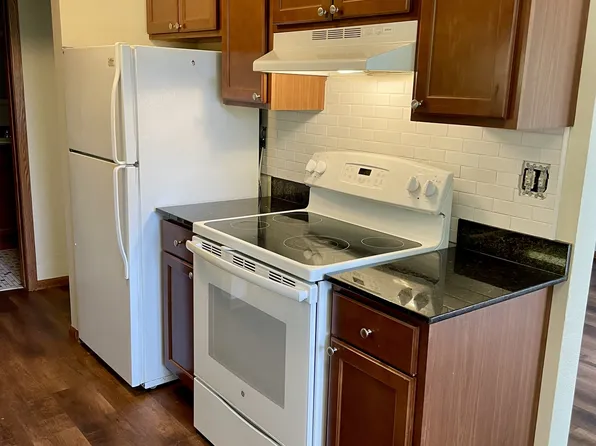 Como Lakes Apartments, 769 Como Ave #21, Saint Paul, MN 55103