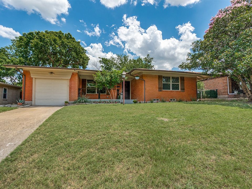 1st image of 2227 Longwood Ln