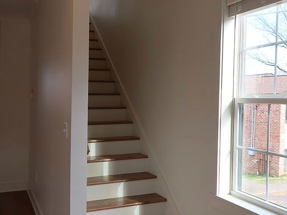 5th image of 2747 Jersey Ave