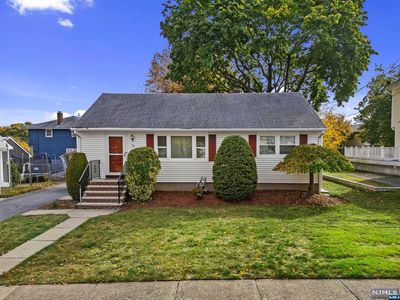336 John Ochs Dr, Saddle Brook, NJ, 07663