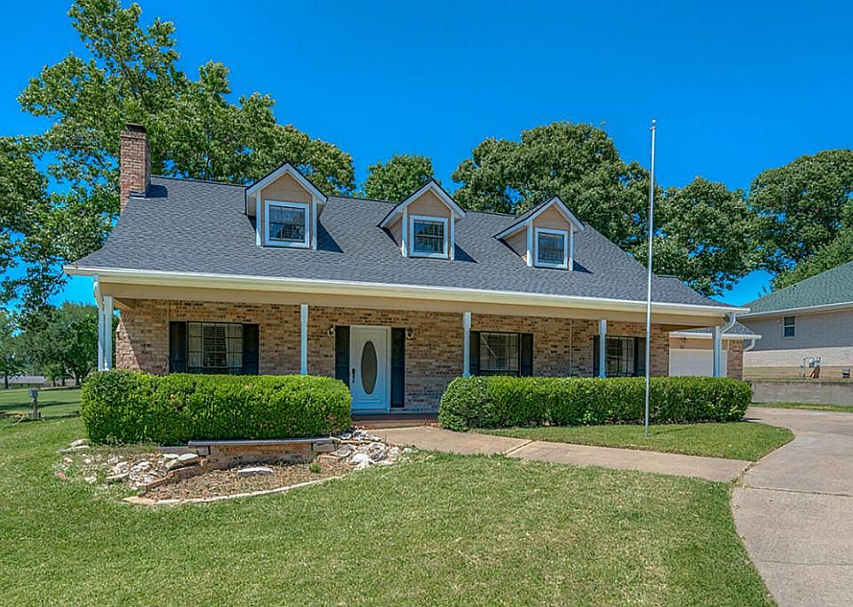 1st image of 1436 Green Briar Dr