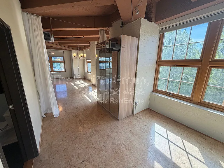 1420 NW Lovejoy St #414 — Photo 14