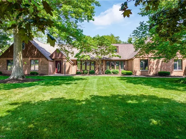 125 Hilltop Dr, Rittman, OH 44270