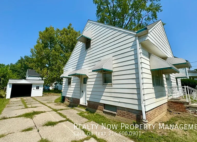 5200 Miller Ave — Photo 14
