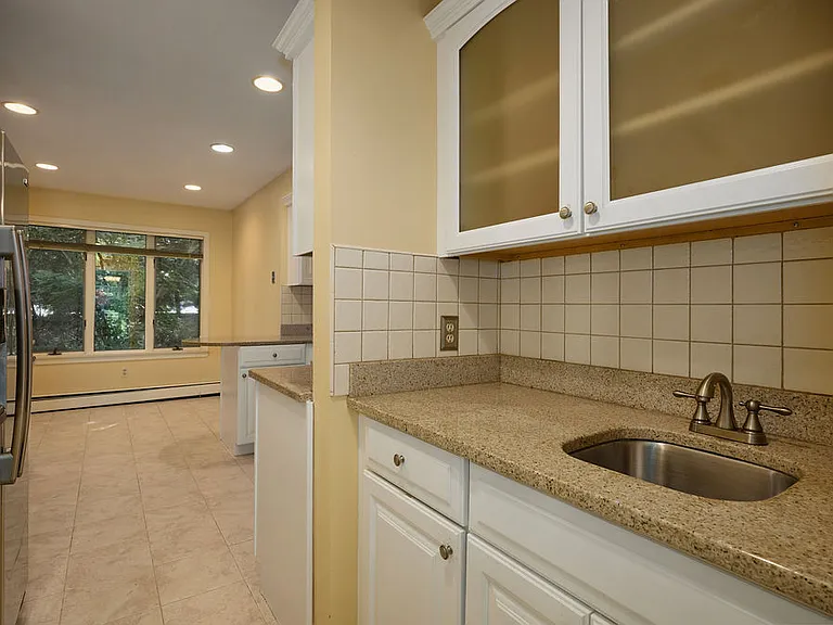 23 Evon Ct — Photo 11